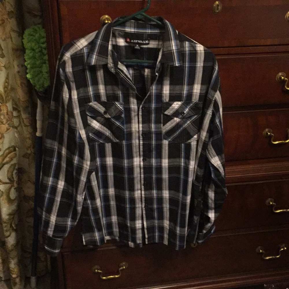 Airwalk Long Sleeve Button Down SHirt